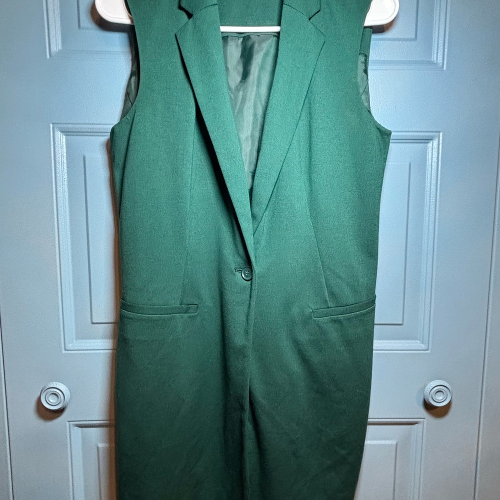 Apt. 9 Emerald Green Vest